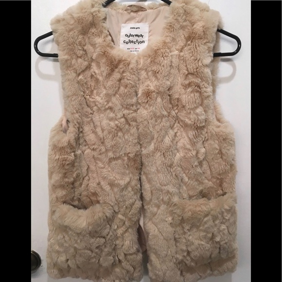 Zara Other - Zara faux fur vest
